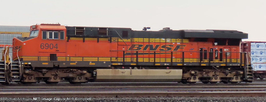 BNSF 6904